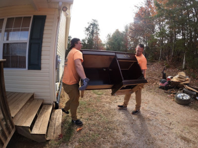 Shepherds Junk Removal & Hauling JunkYard in Knoxville (TN) - photo 3