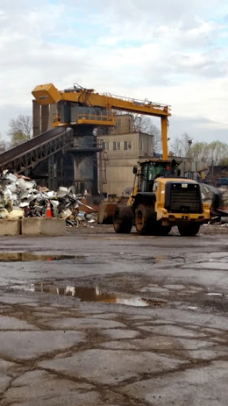 Recovermat Mid-Atlantic, LLC JunkYard in Halethorpe (MD) - photo 3