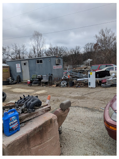 K & M Auto Salvage, LLC JunkYard in Columbia (MO) - photo 4