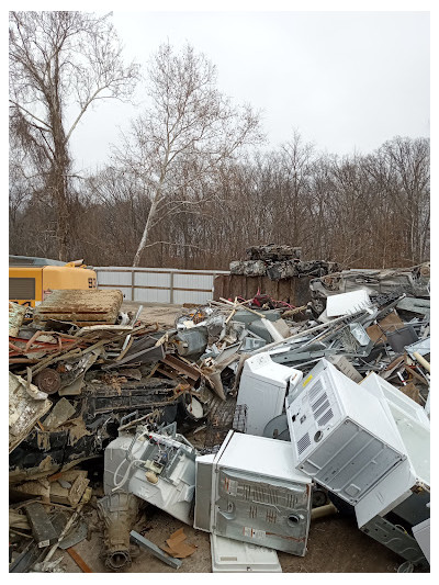 Advantage Metals Recycling JunkYard in Columbia (MO) - photo 4