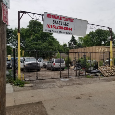 Midtown Automotive JunkYard in Kansas City (MO) - photo 1