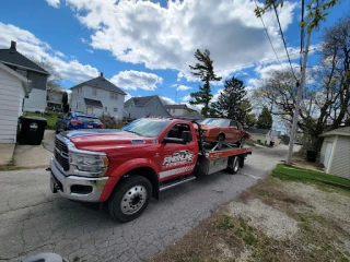 Finish Line Towing & Auto Repair JunkYard in Madison (WI) - photo 2