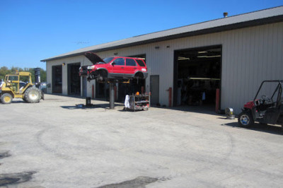 Newville Auto Salvage JunkYard in Madison (WI) - photo 3