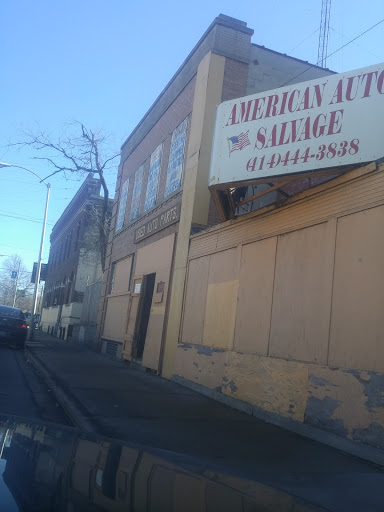 American Auto Salvage JunkYard in Milwaukee (WI)