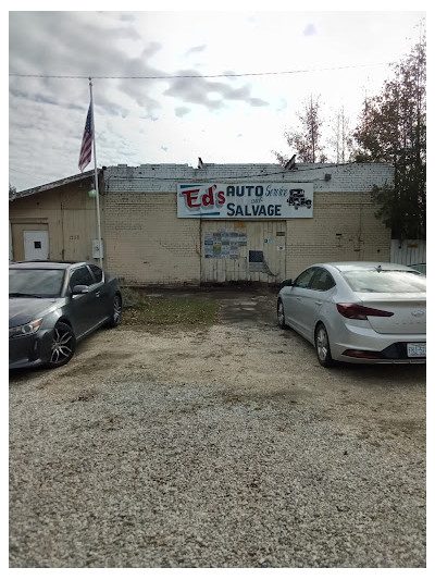 Ed's Auto Services & Salvage JunkYard in Fayetteville (NC) - photo 4