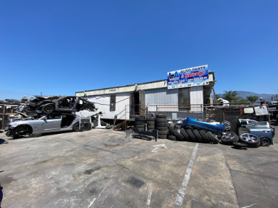 La County Auto Dismantling JunkYard in Irwindale (CA) - photo 1