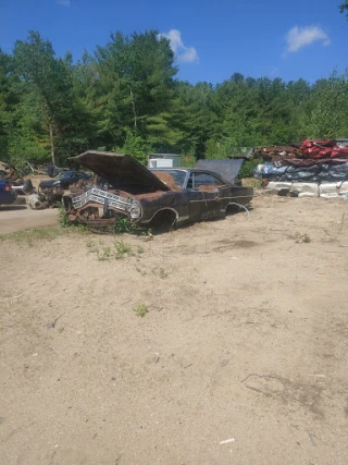 Blanchard Auto Salvage LLC JunkYard in Manchester (NH) - photo 3