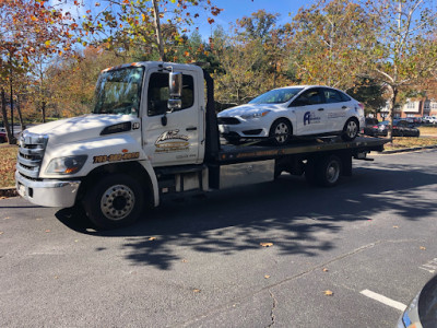 A's Affordable Towing and Roadside Assistance JunkYard in Bailey's Crossroads (VA) - photo 3