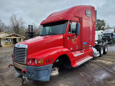 CALI-TRUCKS INC JunkYard in Cloverleaf (TX) - photo 1