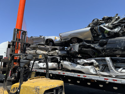 Sell Us Your Car (Gilbert) JunkYard in Gilbert (AZ) - photo 4