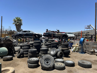 Sell Us Your Car (Peoria) JunkYard in Phoenix (AZ) - photo 2