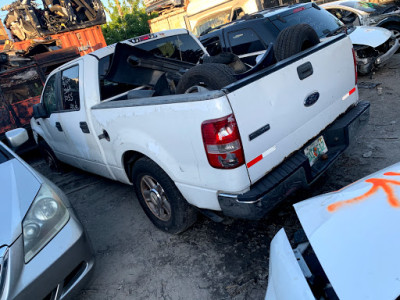 US1 Used Auto Parts JunkYard in Cutler Bay (FL) - photo 2