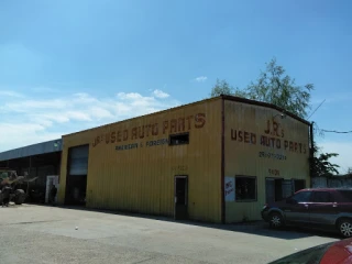 J R'S AUTO PARTS - photo 1