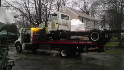 Dean's Auto Recycling JunkYard in Hartford (CT) - photo 2