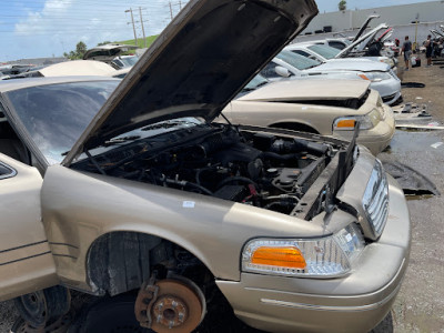 Pick Your Part - Ft. Lauderdale JunkYard in Fort Lauderdale (FL) - photo 4