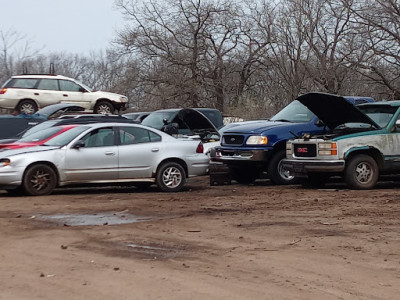 Sprague's Auto Parts Inc JunkYard in Muskegon (MI) - photo 2