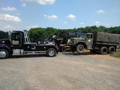 Myers Wrecker Service & Salvage JunkYard in Concord (NC) - photo 4