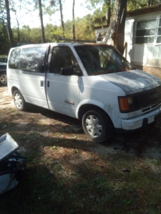 Auto Recyclers of Laurinburg JunkYard in Fayetteville (NC) - photo 2