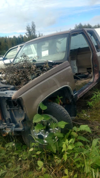 Knik Salvage JunkYard in Anchorage (AK) - photo 3