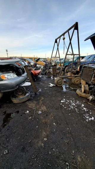 Harry’s U-Pull-It JunkYard in Allentown (PA) - photo 4