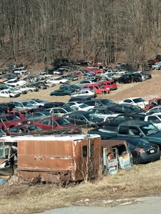 Evans Auto Salvage JunkYard in Harrisburg (PA) - photo 1