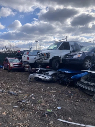 JBone Auto Salvage JunkYard in Philadelphia (PA) - photo 2