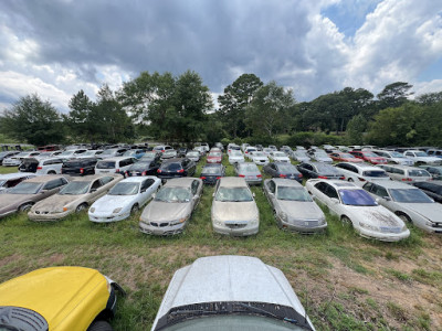 G N Auto Parts JunkYard in Philadelphia (PA) - photo 4