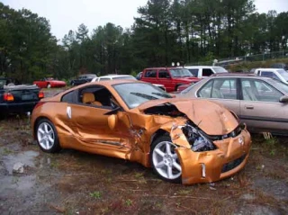 Old Blue Towing & Hauling JunkYard in Pottstown (PA) - photo 4