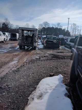 Lebarron's Auto Salvage Inc JunkYard in York (PA) - photo 2