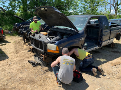 Tri Town Auto Salvage & Dumpster rental JunkYard in Philadelphia (PA) - photo 3