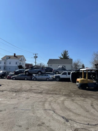 Fernando’s Cash For Junk Cars JunkYard in Providence (RI) - photo 3