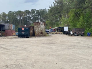 B & D Metal Recyclers JunkYard in North Charleston (SC) - photo 4