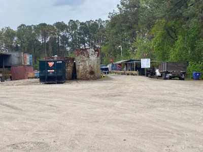 B & D Metal Recyclers JunkYard in North Charleston (SC) - photo 4