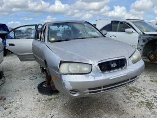 Leo Cash Four Cars JunkYard in Dallas (TX) - photo 4