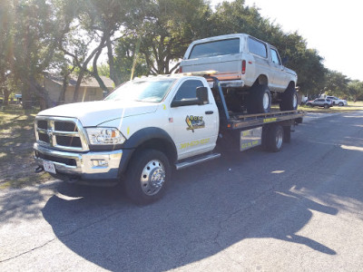 BOLT Towing Service JunkYard in Corpus Christi (TX) - photo 1