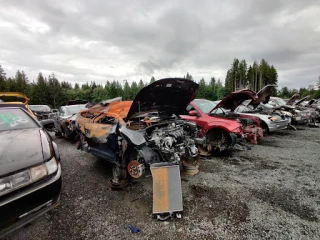 Braven Auto & Metals JunkYard in Everett (WA) - photo 2