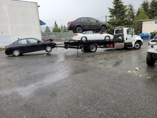 Billys Towing - Free car/truck removal CASH for junk cars Seattle JunkYard in Seattle (WA) - photo 2