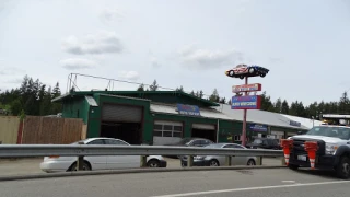 Astro Auto Wrecking JunkYard in Seattle (WA) - photo 2