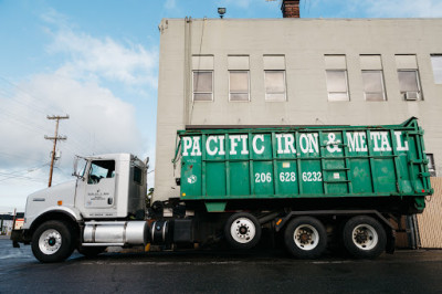 Pacific Iron & Metal JunkYard in Seattle (WA) - photo 1