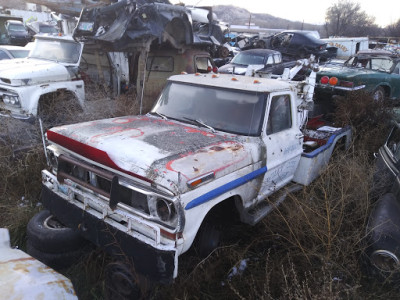 Poor Boys Auto Wrecking JunkYard in Yakima (WA) - photo 4