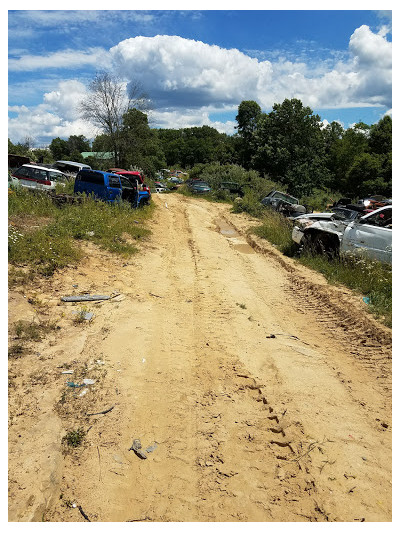 Glens Salvage JunkYard in Huntington (WV) - photo 2