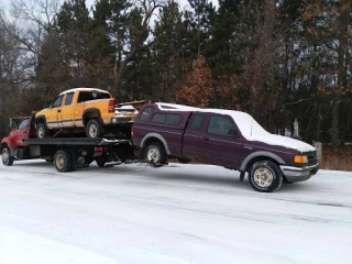 Jacobson Salvage LLC JunkYard in Eau Claire (WI) - photo 3