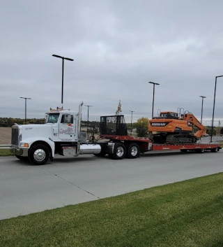 Quality Auto Repair & Towing, Inc. JunkYard in Papillion (NE) - photo 3