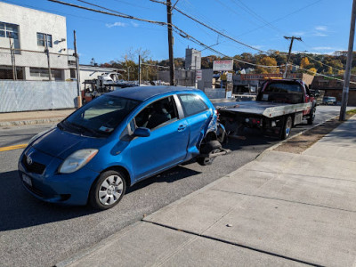 Cash For Cars - Newburgh JunkYard in New Square (NY) - photo 4