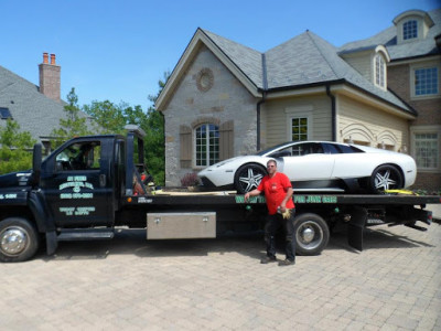 A1 FIXER TOWING & RECYCLING JunkYard in Milwaukee (WI) - photo 1