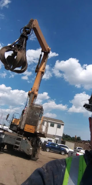 Atlantic Recycling Group JunkYard in Baltimore (MD) - photo 4