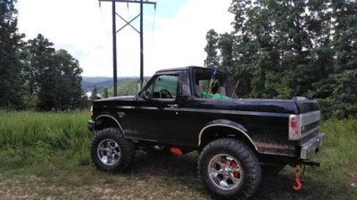 E & J Auto Salvage JunkYard in St. Louis (MO) - photo 1