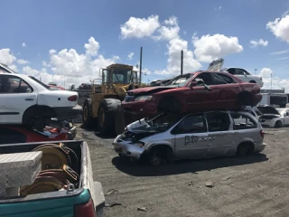 J & D Used Auto Parts & Supplies Inc JunkYard in Fort Lauderdale (FL) - photo 3