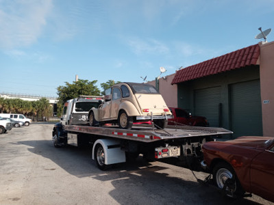 RB Towing Junk Cars JunkYard in Miami Gardens (FL) - photo 3