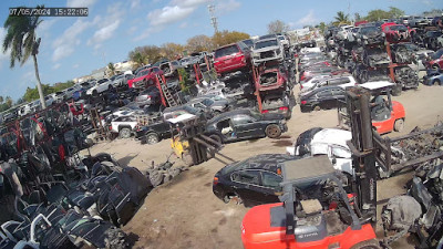 RASTRO MR USED AUTO PART 1 JunkYard in Pembroke Pines (FL) - photo 4